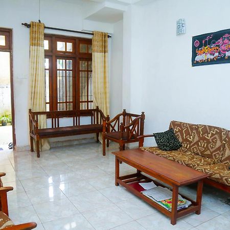 Nisansala Homestay Kandy Deiyannewela Exterior foto